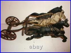 Antique early 3 Horses Cast Iron for Carriage Wagon Steam Pumper Fire Engine toy