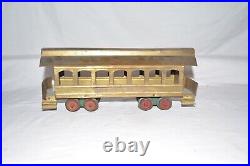 Carlisle & Finch 2 inch Gauge (Lionel Prewar) Early Tin Toy Passenger Car Nice