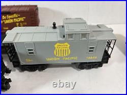 Lionel O Gauge Toy Trains # 8633 Steam Engine Locomotive Fright Car Set 8 Pieces