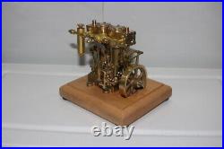 Two-cylinder steam engine model (M30)