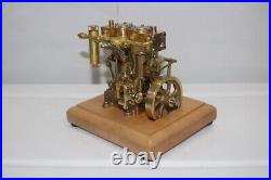 Two-cylinder steam engine model (M30)