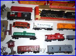 Tyco And American Flyer Ho Toy Train Lot Vintage Engines, Cars, Accessories