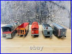 Unique Art Lines #1950 Electric Toy Train Engine And Cars Original Runs